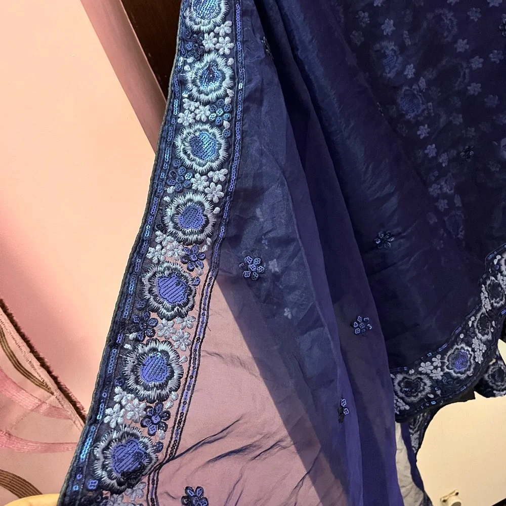 Designer heavy embroidery kurta set with long duppta! - Picture 10 of 16
